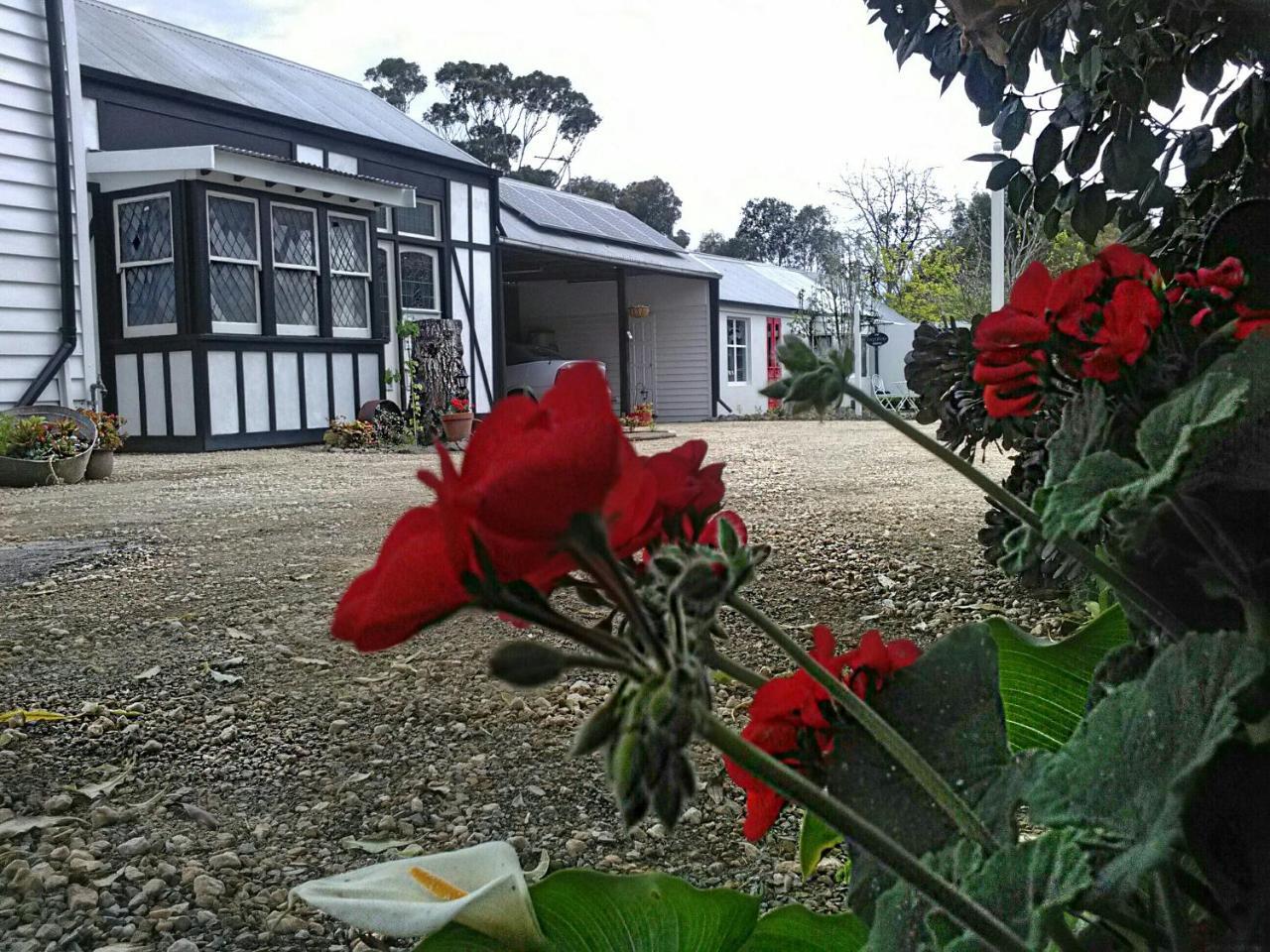The Estate Koroit Boutique Hotel Bagian luar foto